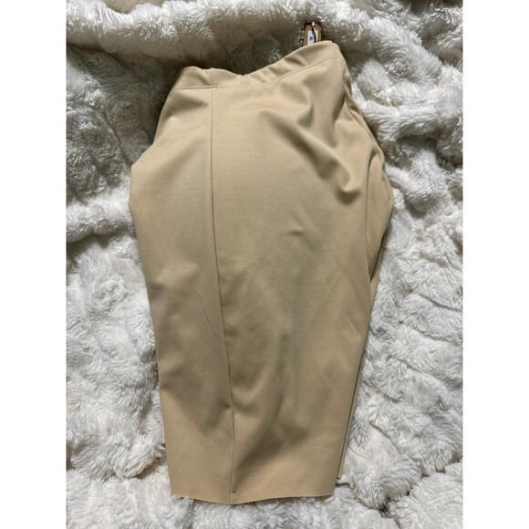 Skims Body Hip Enhancing Padded Short sand - Picture 4 of 4